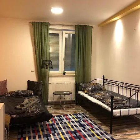 Schicke In Messenaehe Апарт-отель 3*