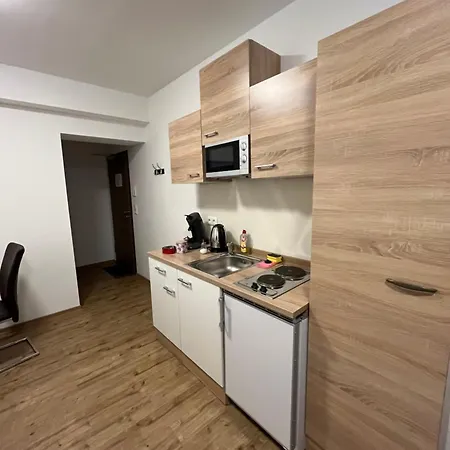 Апарт-отель Schicke In Messenaehe